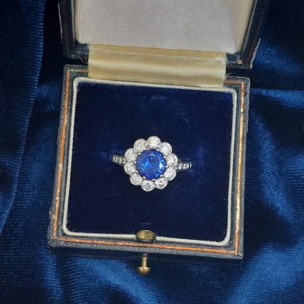 1.90ct Sapphire and Diamond Daisy Cluster Ring