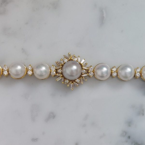 South Sea Pearl and Diamond Bracelet in 18ct Yellow Gold