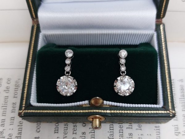 Antique Art Deco diamond earrings, drops old cut