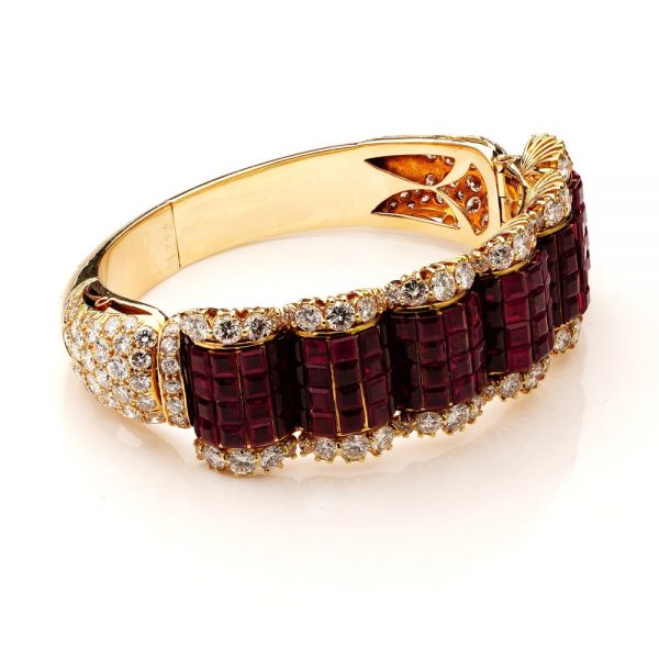Vintage 18cts Princess Cut Ruby Bangle Bracelet with 12.84cts Diamonds in 14ct Yellow Gold