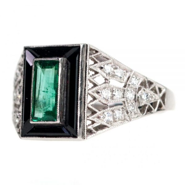 Vintage 0.60ct Emerald Onyx and Diamond Ring