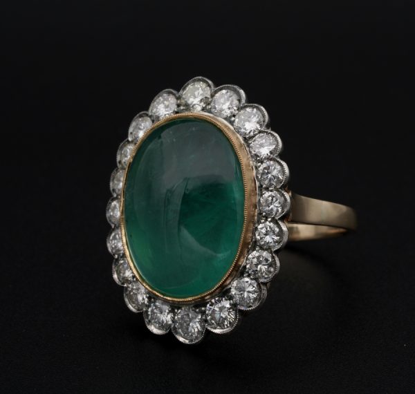 Vintage 15ct Cabochon Emerald and Diamond Oval Cluster Ring