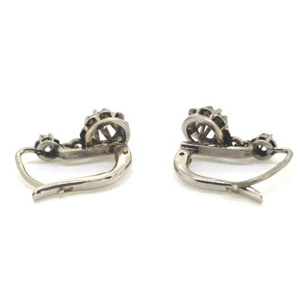 Diamond Drop Earrings in 18ct Gold