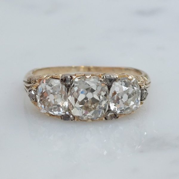 Antique 2.70ct Old Mine Cut Diamond Engagement Ring