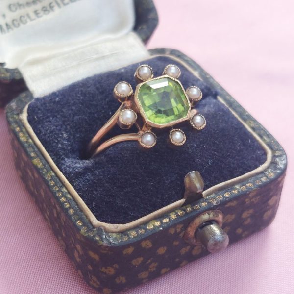 Victorian Antique Peridot and Pearl Ring