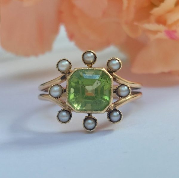 Victorian Antique Peridot and Pearl Ring