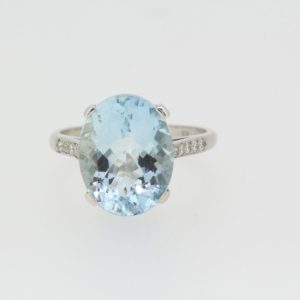 5.30ct Aquamarine Solitaire Ring with Diamonds in Platinum