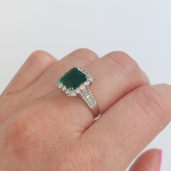 3.35ct Emerald and Diamond Cluster Dress Ring