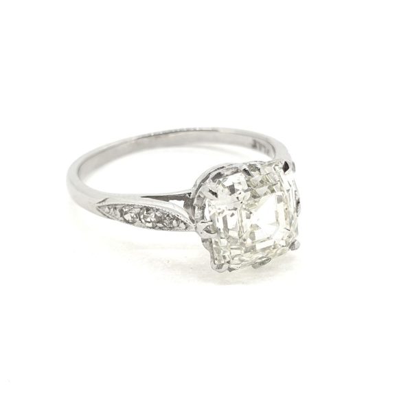 Single Stone 2.10ct Asscher Cut Diamond Solitaire Engagement Ring in Platinum