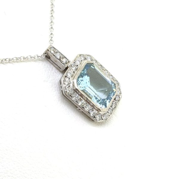 2.50ct Aquamarine and Diamond Cluster Pendant