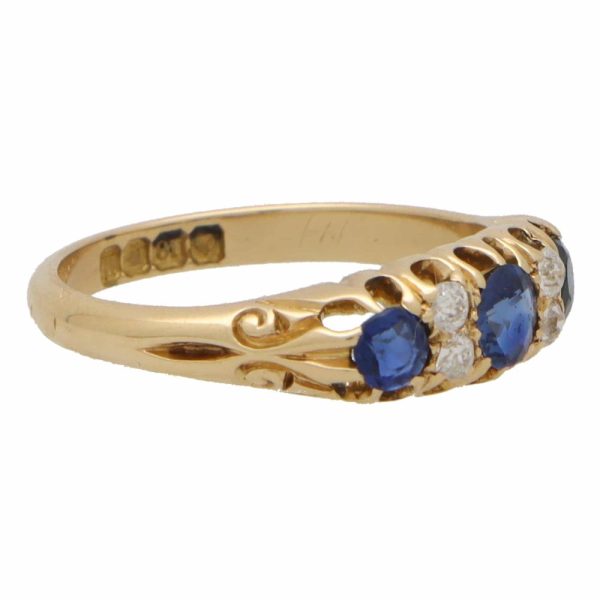 Antique Sapphire and Old Cut Diamond Ring in 18ct Yellow Gold