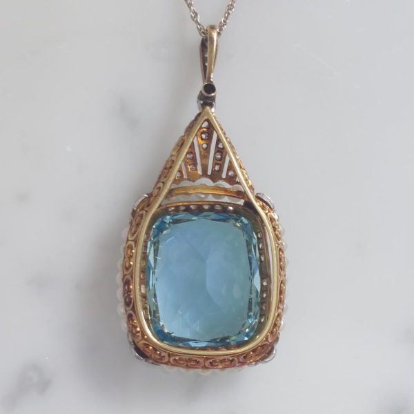 Art Deco Antique Aquamarine and Diamond Pendant Necklace
