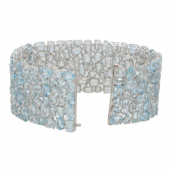Aquamarine Wide Cuff Bracelet, 74.34 carat total, 157 mixed-cut aquamarine stones varying in beautiful sky-blue shades