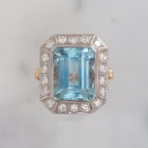 Vintage 11ct Aquamarine and Diamond Dress Ring