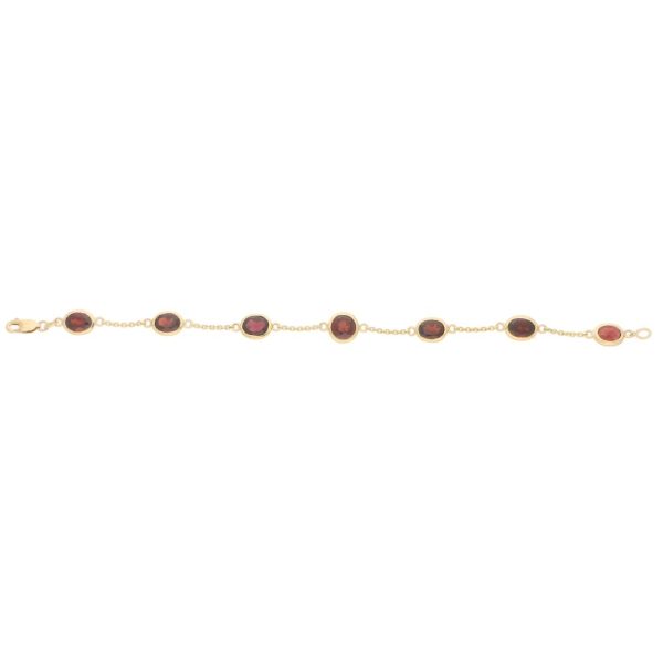 11.55ct Red Garnet Spectacle Set Bracelet in 9ct Yellow Gold