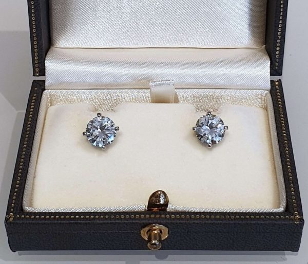 Vintage 3.77ct Single Stone Diamond Solitaire Stud Earrings in Platinum