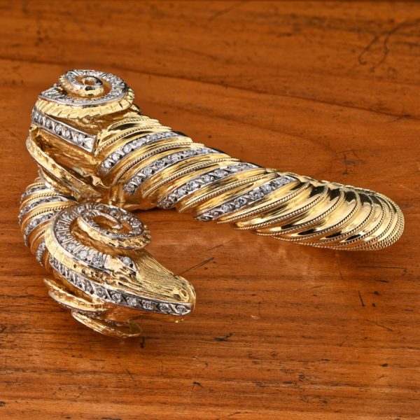 Vintage Italian Gold Double Rams Head Bangle Bracelet