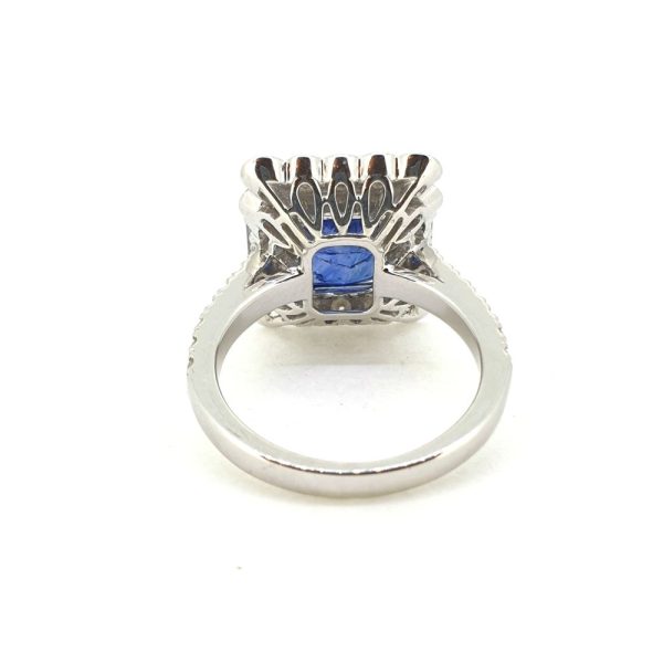 6.21ct Sapphire and Diamond Cluster Tablet Ring