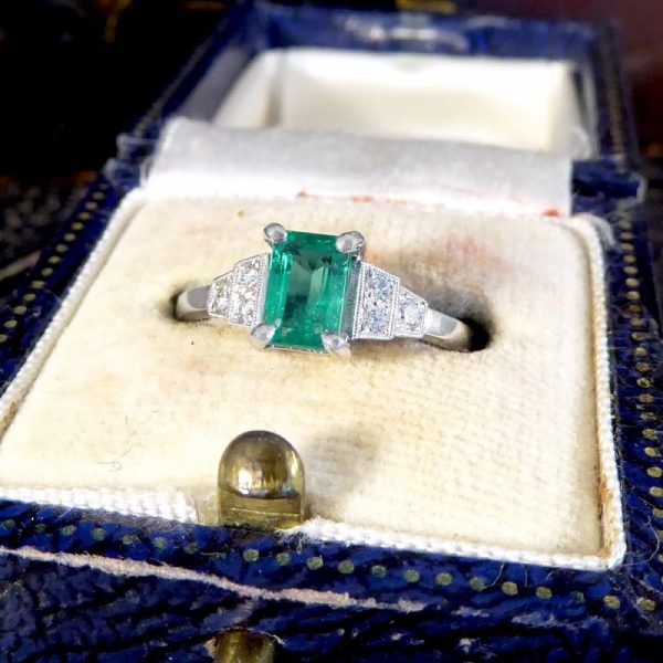 0.81ct Emerald and Diamond Set Shoulder Ring