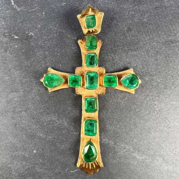 Large Italian 18ct Yellow Gold and Emerald Cross Pendant, 5.01 carats