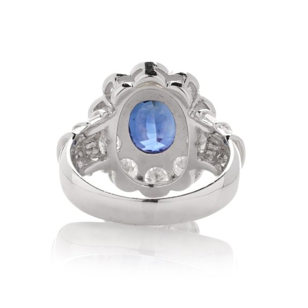 3.30ct Sapp3.30ct Sapphire and Diamond Cluster Dress Ring in 18ct White Gold