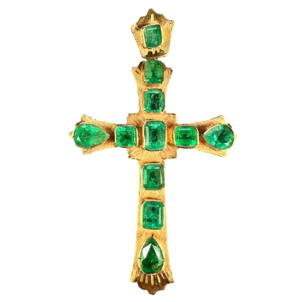 Large Italian 18ct Yellow Gold and Emerald Cross Pendant, 5.01 carat total