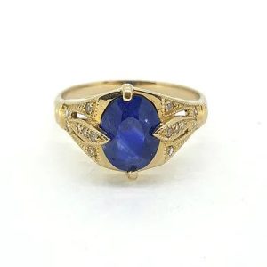 Decorative Sapphire Ring with Diamonds