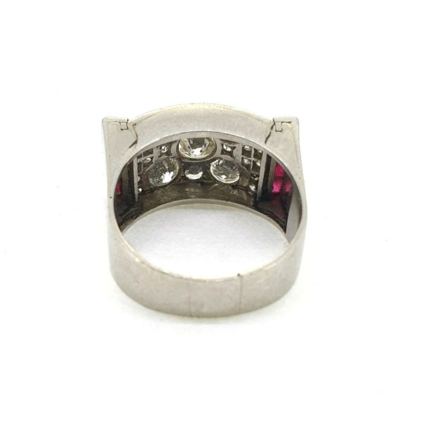 Vintage 1940s Retro 1.80ct Diamond and Ruby Tank Ring in Platinum