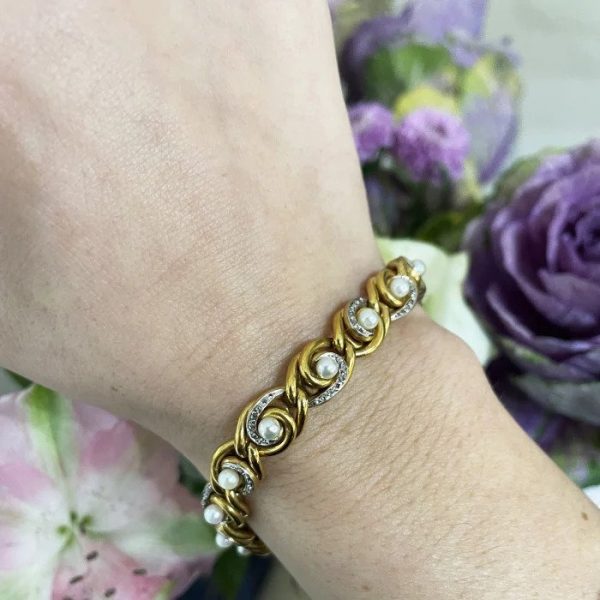 Antique French Art Nouveau 18ct Yellow Gold Swirl Bracelet with Diamonds and Pearls