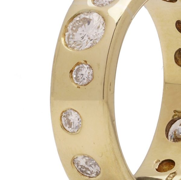 Vintage 1.30ct Diamond Set 18ct Gold Band Ring