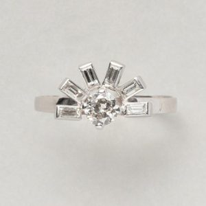 Contemporary French Diamond Sunburst Cluster Ring