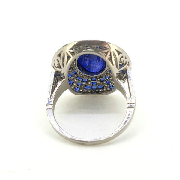 Contemporary 4.86ct Sapphire and Diamond Cluster Dress Ring