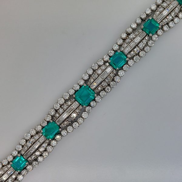 Fine 10cts Emerald and 15cts Diamond Bracelet