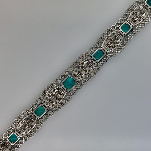 Fine 10cts Emerald and 15cts Diamond Bracelet