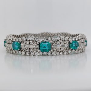 Fine Emerald and Diamond Bracelet, E10ct D15ct