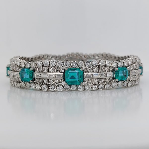Fine Emerald and Diamond Bracelet, E10ct D15ct