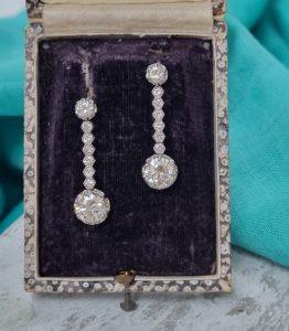 Art Deco Diamond Drop Earrings, 3.21 carats