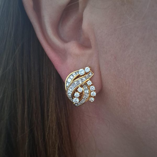 Diamond Cluster Earrings in 18ct Yellow Gold, 3 carats total