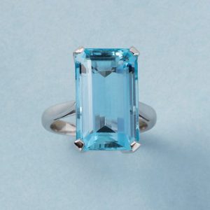 Vintage French 14cts Aquamarine Solitaire Engagement Ring