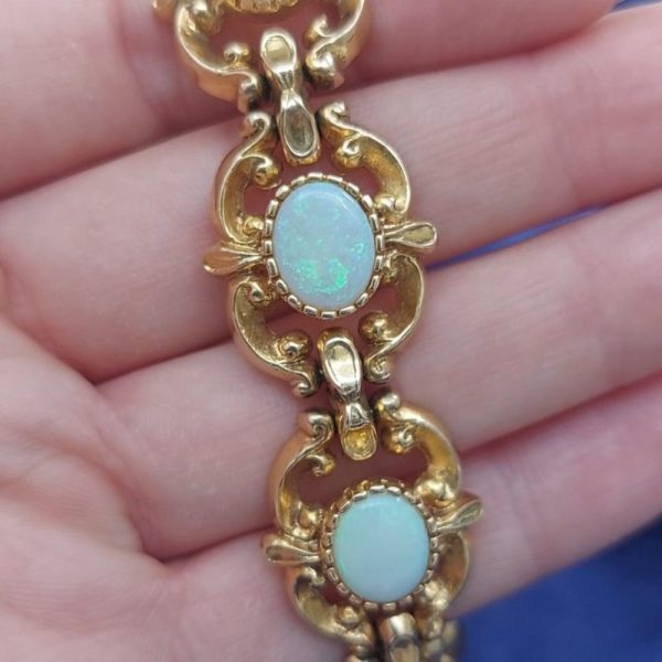 Vintage 10ct Opal and Gold Bracelet