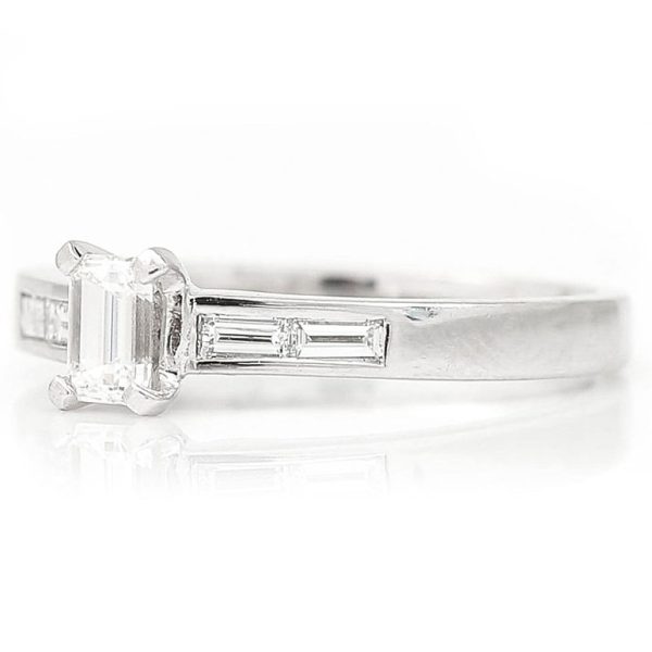 0.40ct H VS Baguette Diamond Engagement Ring in 18ct White Gold