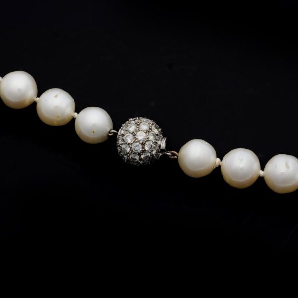 Graduated South Sea Pearl Necklace with Diamond Set 18ct White Gold Ball Clasp, 3.46 carat total