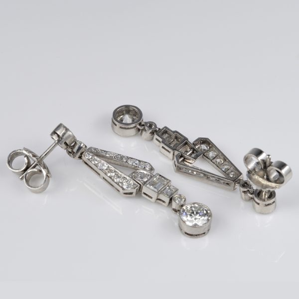 Art Deco 3.60ct Old European Cut Diamond Drop Earrings in Platinum