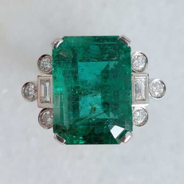 8.80ct Zambian No Oil Emerald Solitaire Ring with Baguette and Brilliant Diamond Shoulders
