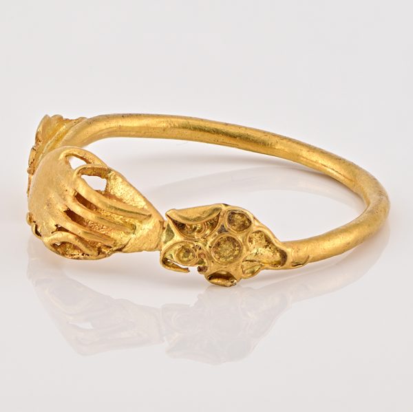 Rare Antique 14th 15th Century High Carat 22ct 24ct Gold Fede Ring, Interlocking Hands, from a private Italian collection