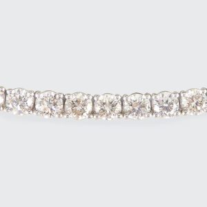 13.80ct Round Brilliant Cut Diamond Line Tennis Bracelet in 18ct White Gold, 13.80 carat total