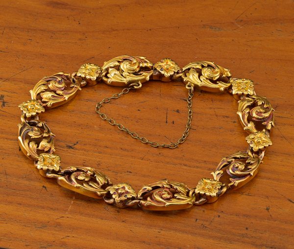 Art Nouveau French Carved 18ct Yellow Gold Bracelet