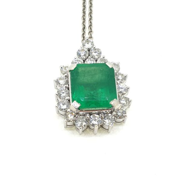 5.32ct Colombian Emerald and Diamond Cluster Pendant with Chain in Platinum