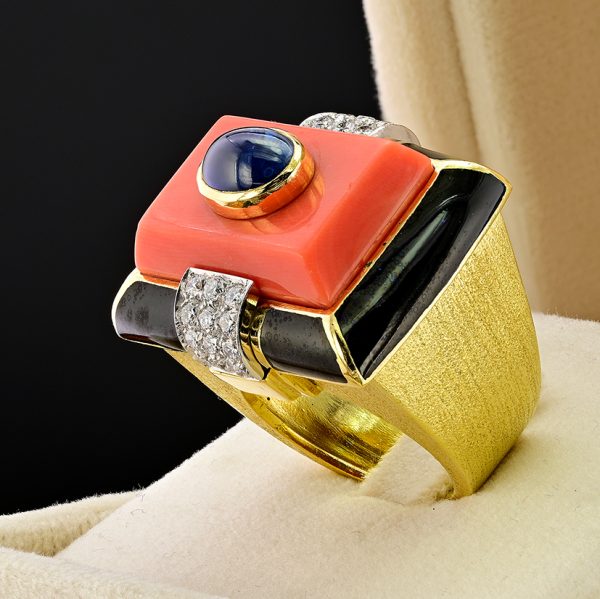 Vintage David Webb Coral Sapphire Enamel Diamond Gold Cocktail Ring