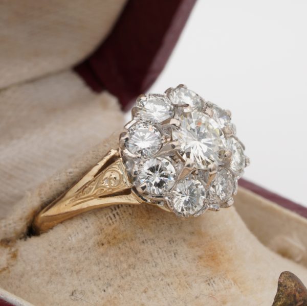 Vintage Retro 1940s Diamond Daisy Flower Cluster Engagement Ring, 2.50 carat total